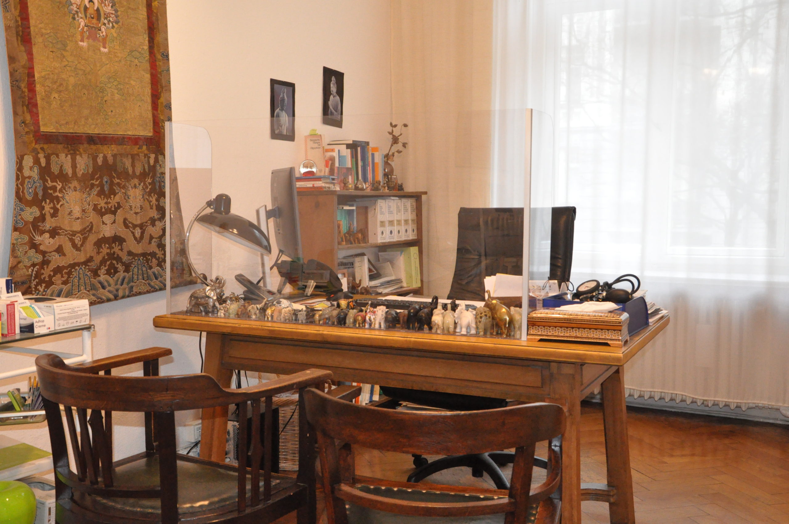 Besprechungszimmer_Dr_Günther_Kowalski